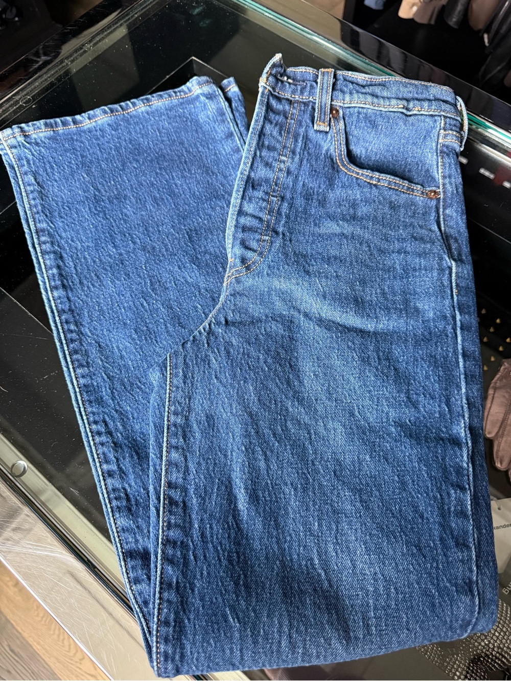 Levi’s Ribcage Bootcut Jeans - Picture 2 of 9